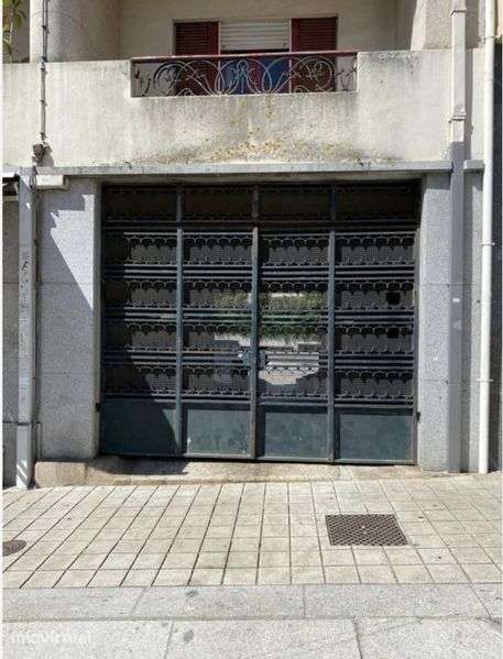 Garagem fechada no Bolhão/Porto (não vende) - Grande imagem: 4/7