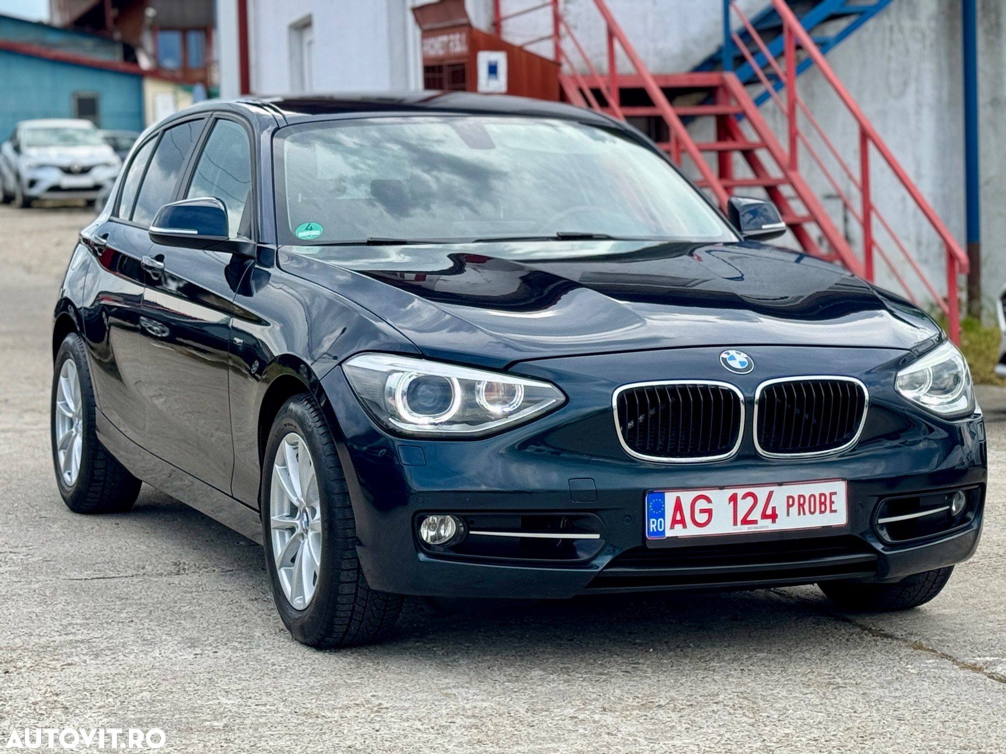 BMW Seria 1 120d Aut. Sport Line - 9