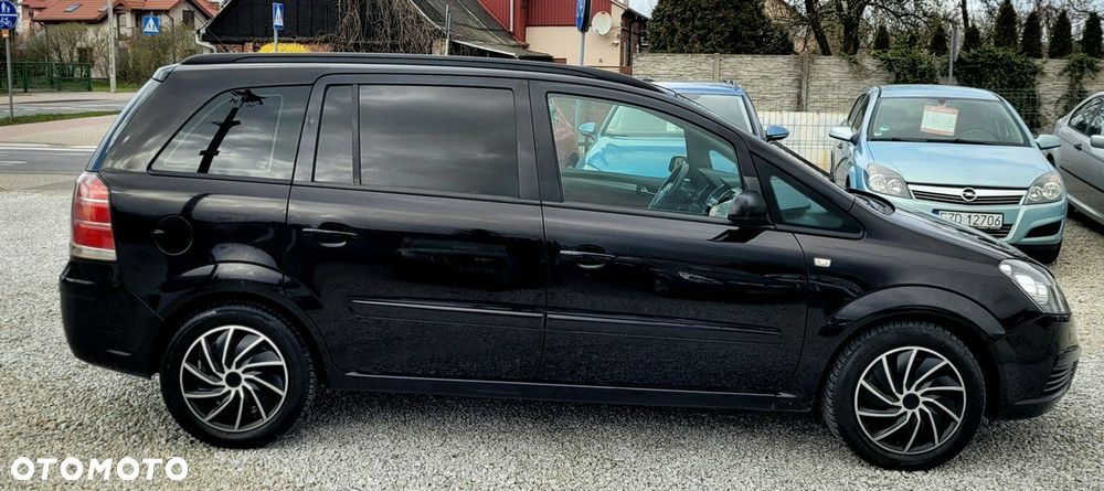 Opel Zafira 1.9 CDTI Essentia - 31