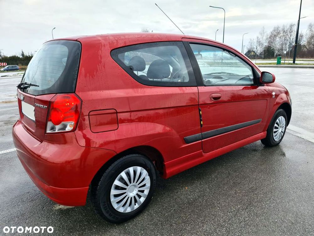 Chevrolet Kalos - 10