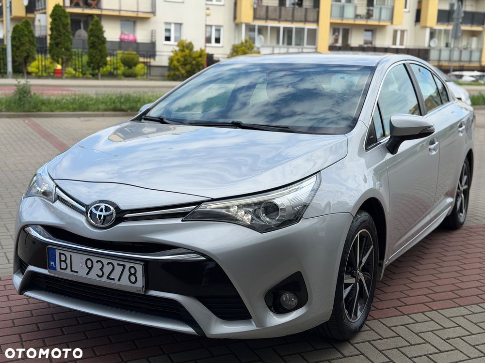 Toyota Avensis 1.8 Active - 4