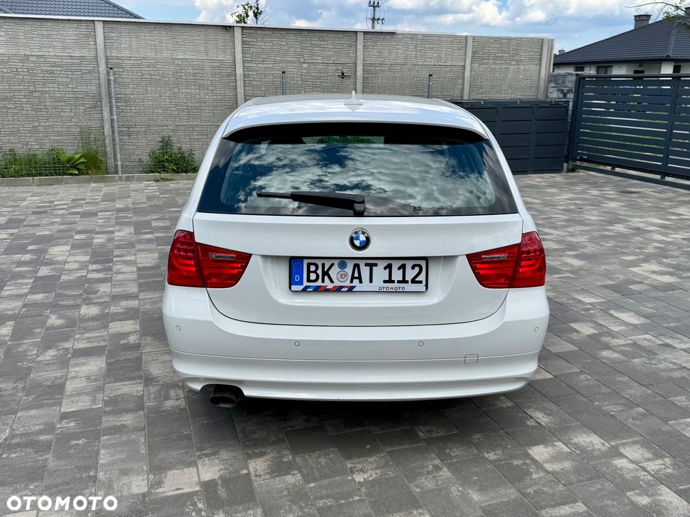 BMW Seria 3 - 13