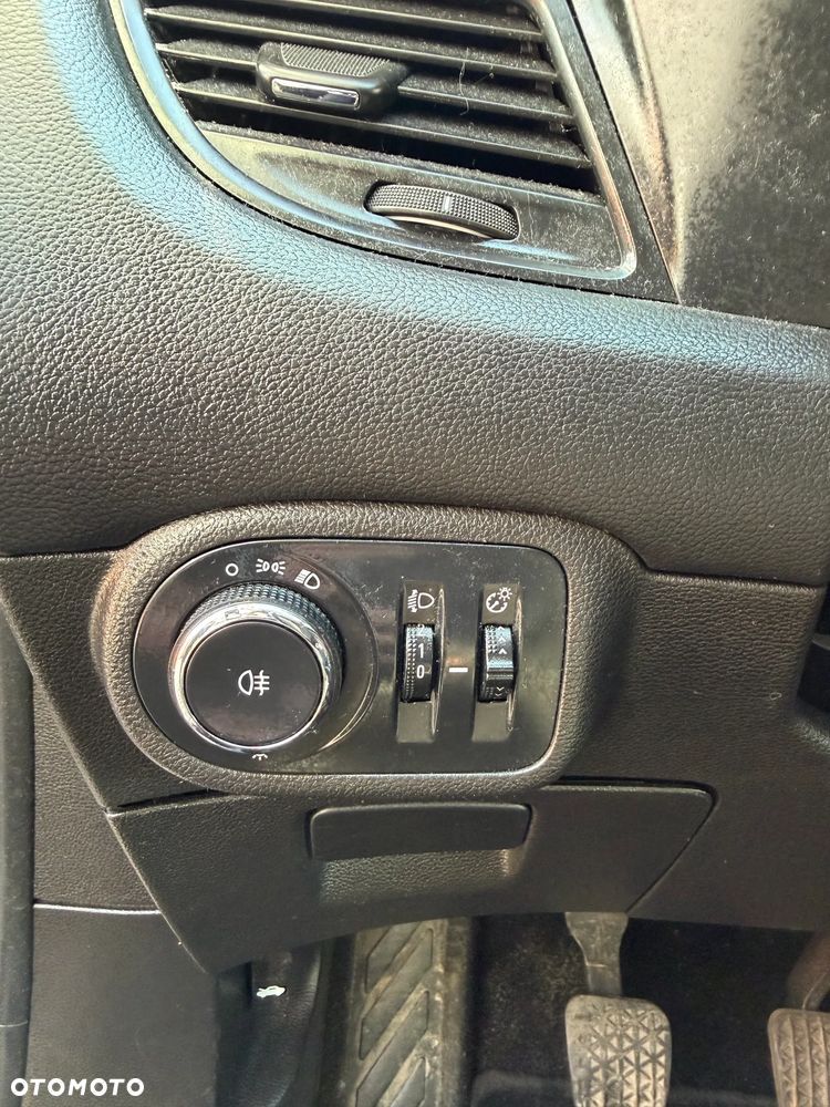 Opel Zafira 1.6 D (CDTi ecoFLEX) Start/Stop ON - 14