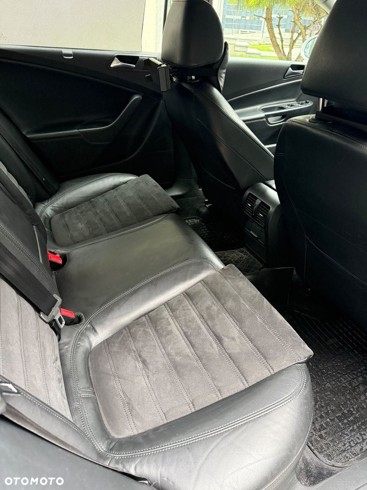 Volkswagen Passat 2.0 TDI Highline DSG - 9