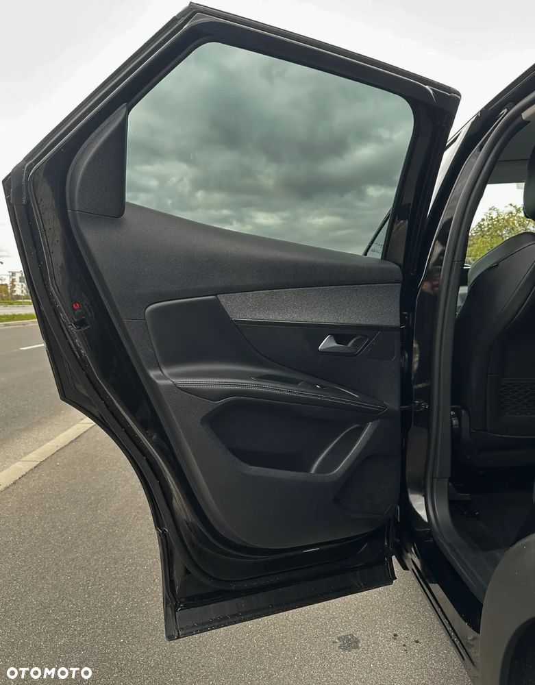 Peugeot 3008 1.6 PureTech Hybrid PHEV Allure Pack S&S EAT8 - 30