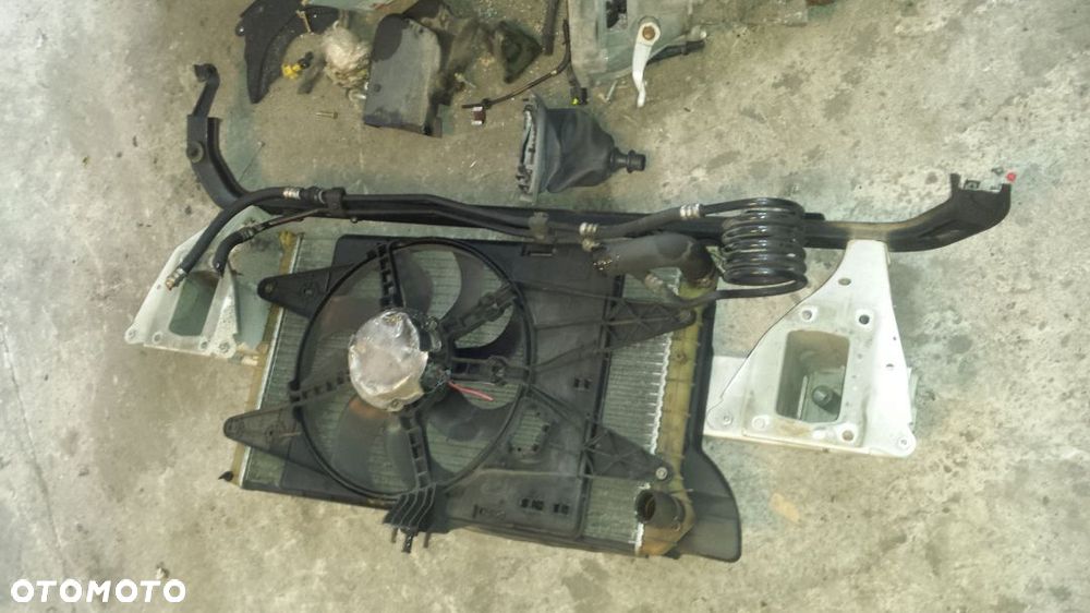 Chłodnica wody Fiat Doblo 1.9 D - 1