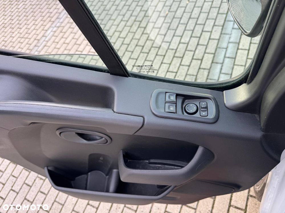 Renault Master - 20