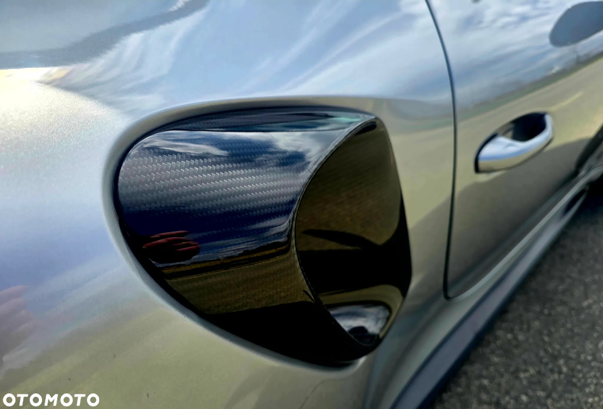 Porsche 911 Turbo - 13