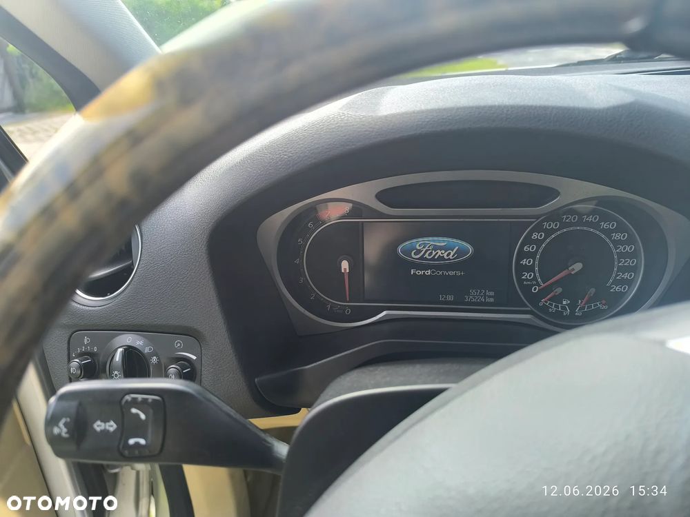 Ford Mondeo 2.3 Ghia - 11