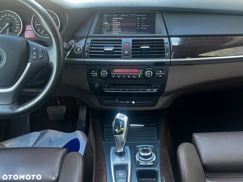 BMW X5 xDrive35d - 17