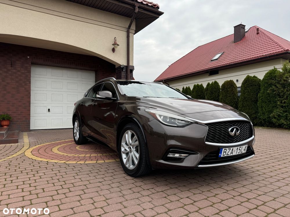 Infiniti QX30 2.0t DCT AWD Premium - 2
