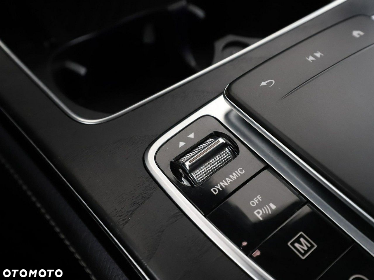 Mercedes-Benz GLC 300 d 4Matic 9G-TRONIC AMG Line - 31