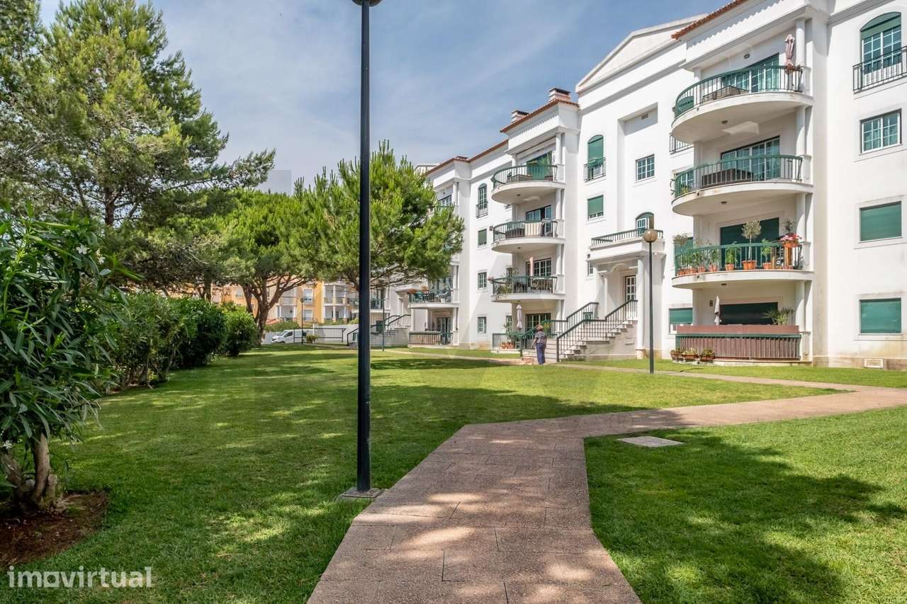 Apartamento com 2 Suítes na Amoreira Alcabideche em condomínio fechado - Grande imagem: 2/35