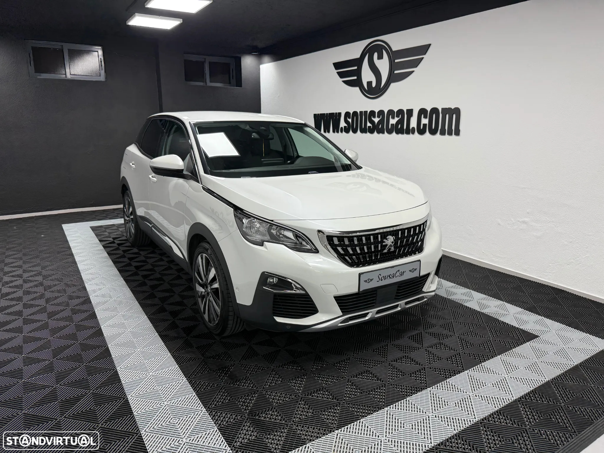 Peugeot 3008 1.2 PureTech Allure - 4