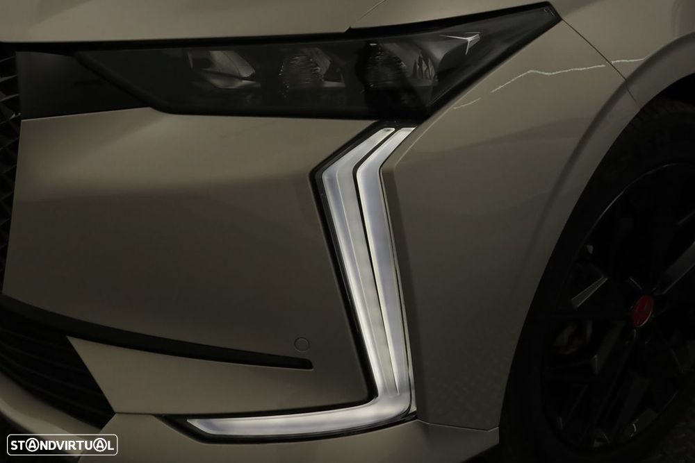 DS DS4 1.2 PureTech Performance Line EAT8 - 6
