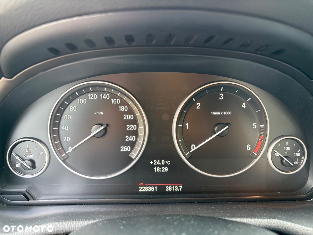 BMW X3 xDrive20d - 9