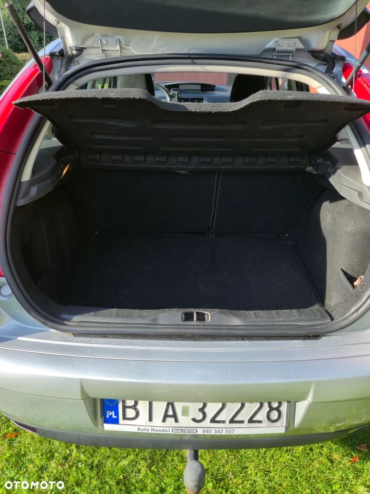 Citroën C4 1.6 HDi Equilibre - 7