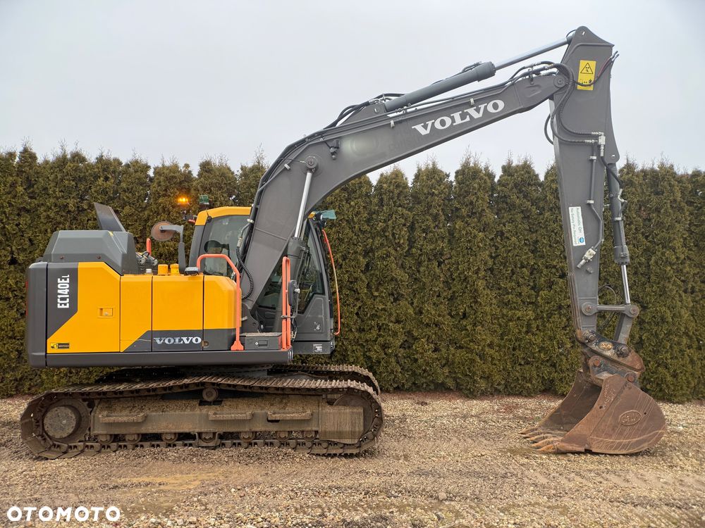 Volvo EC 140 EL - 8