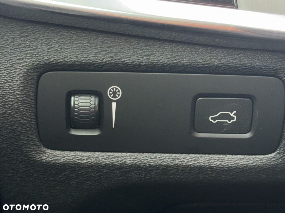 Volvo S90 - 30