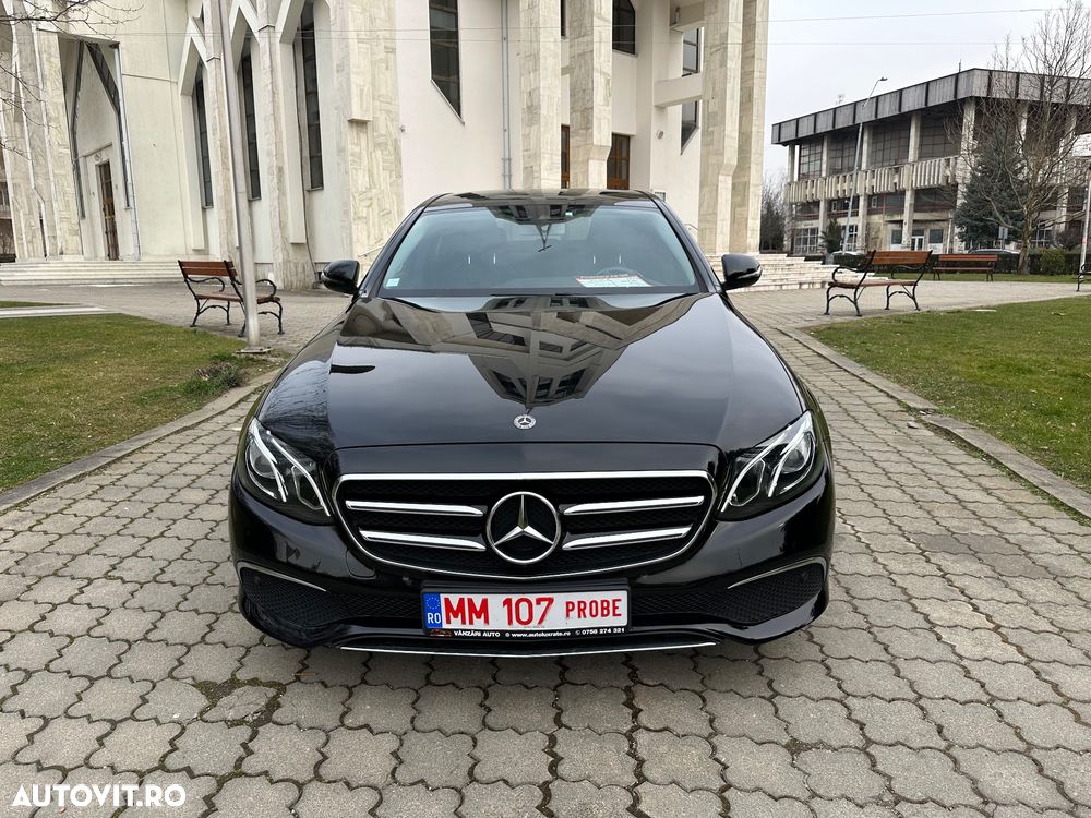 Mercedes-Benz E - 8