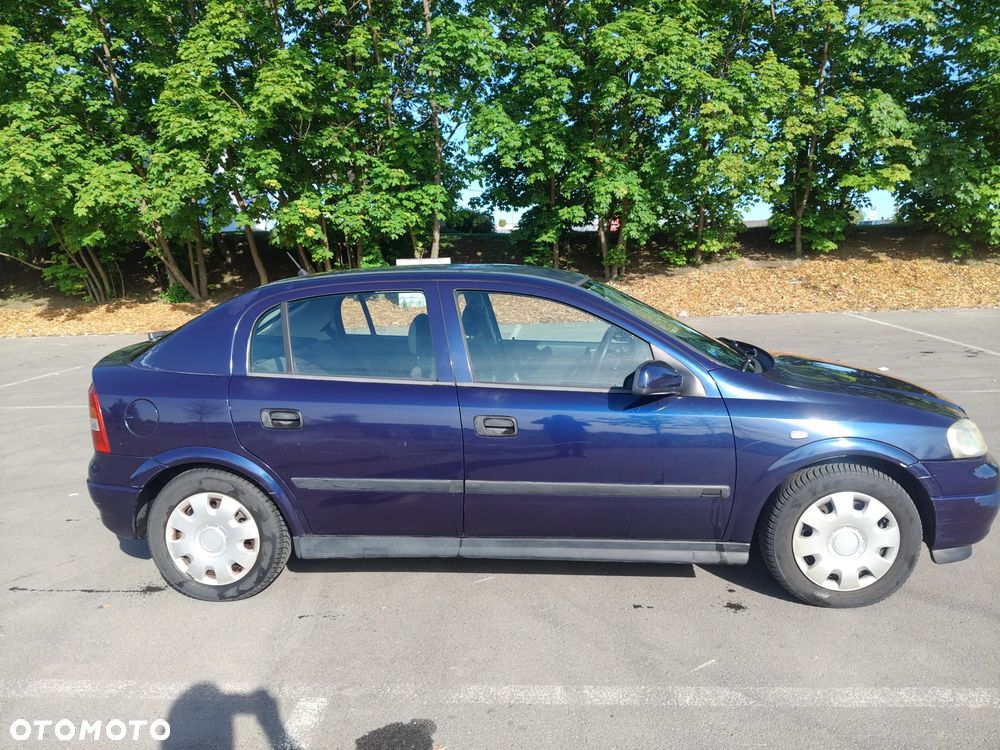 Opel Astra - 8