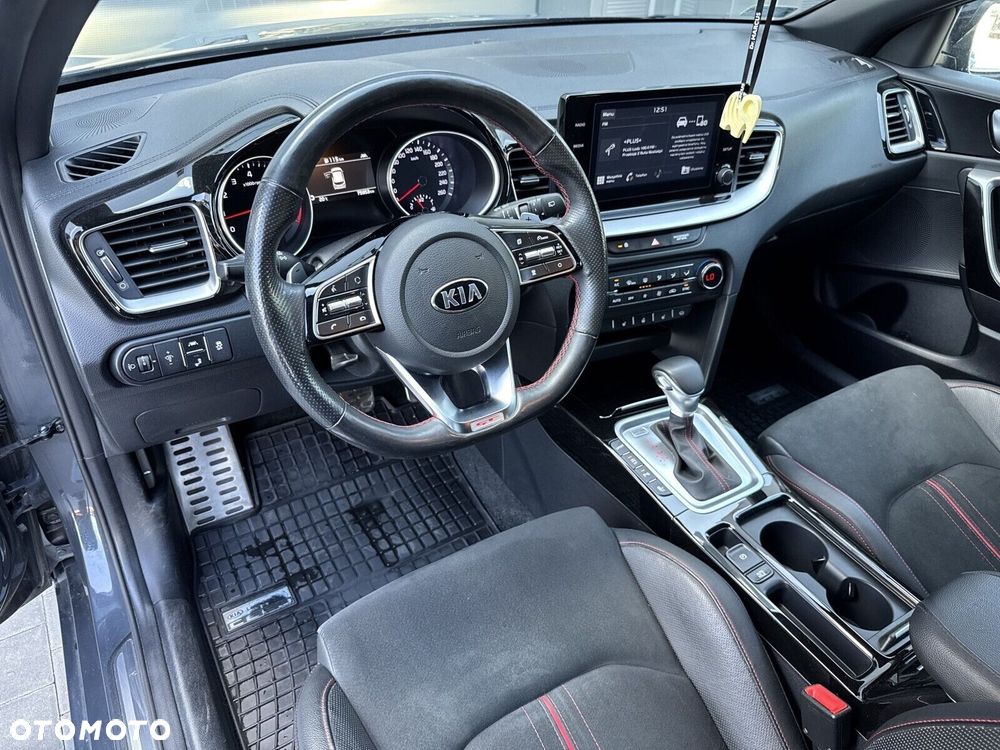 Kia ProCeed 1.6 T-GDI GT DCT - 19