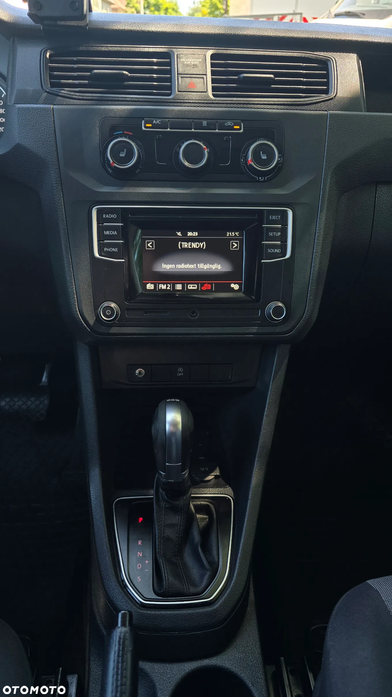 Volkswagen Caddy - 28