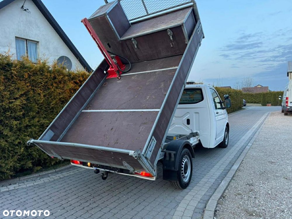 Volkswagen Transporter - 4