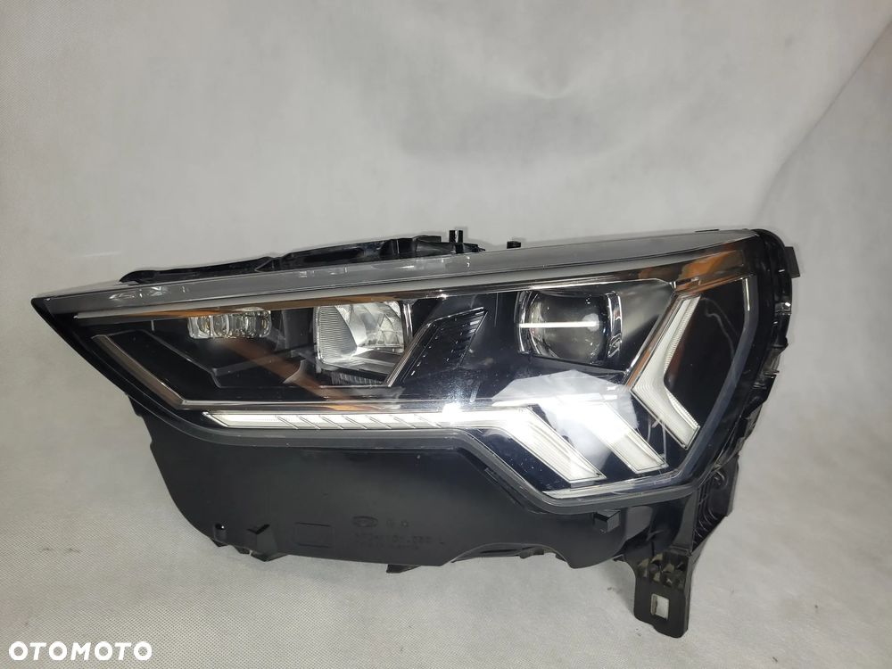 AUDI Q3 II 83A- LAMPA LAMPY PRZEDNIE PRZÓD FULL LED - 5
