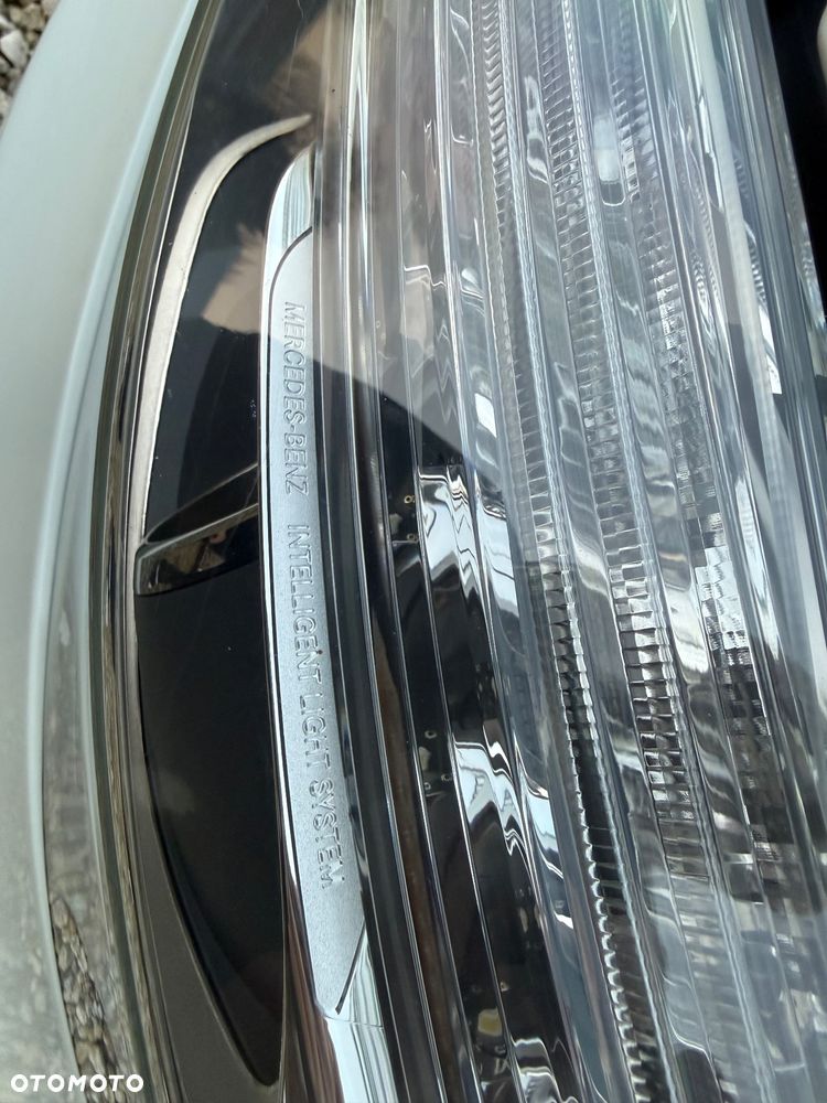 Mercedes-Benz Klasa A 250 7G-DCT SCORE - 28