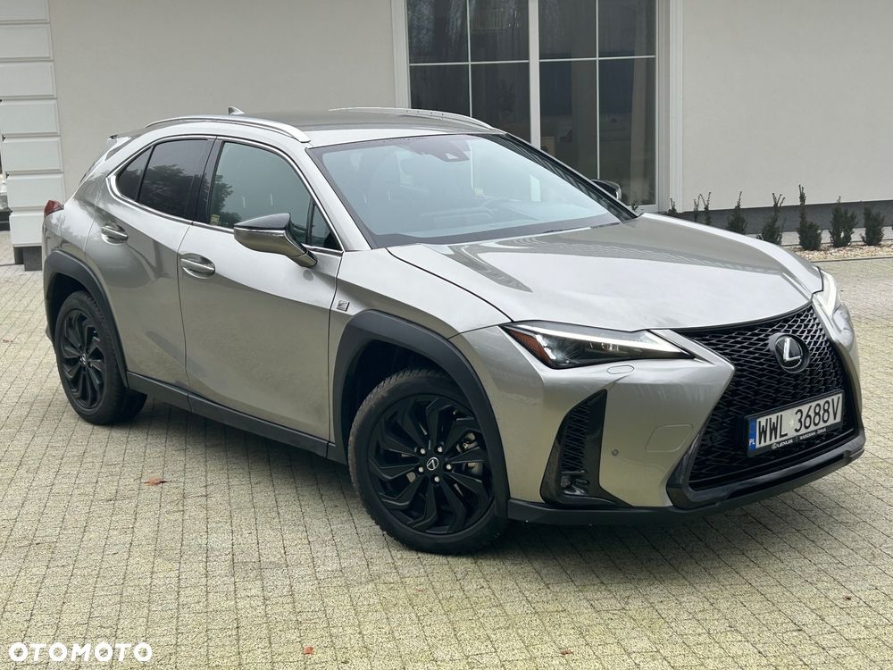 Lexus UX 250h F Sport 2WD - 1