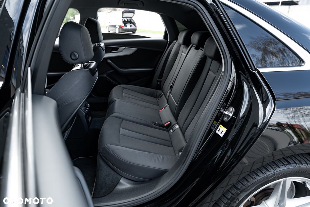Audi A4 Limousine 35 TFSI mHEV S tronic - 18