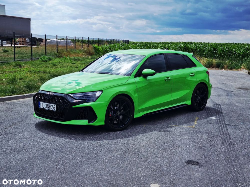 Audi RS3 Sportback - 1