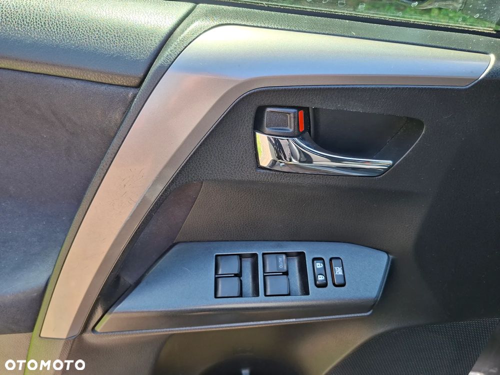 Toyota RAV4 Hybrid Selection 4x4 - 10