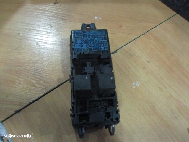 Caixa Fusiveis 9K2403724860 MITSUBISHI SPACE STAR 1999 1.9DID SIEMENS - 1