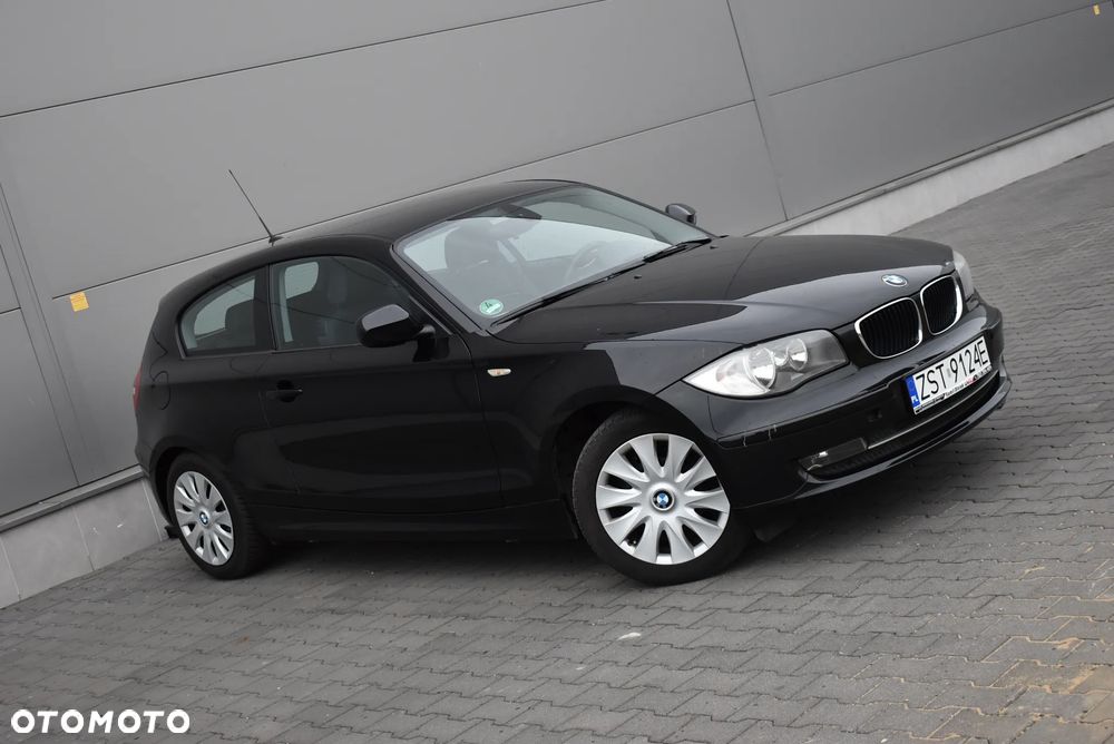 BMW Seria 1 116i - 26