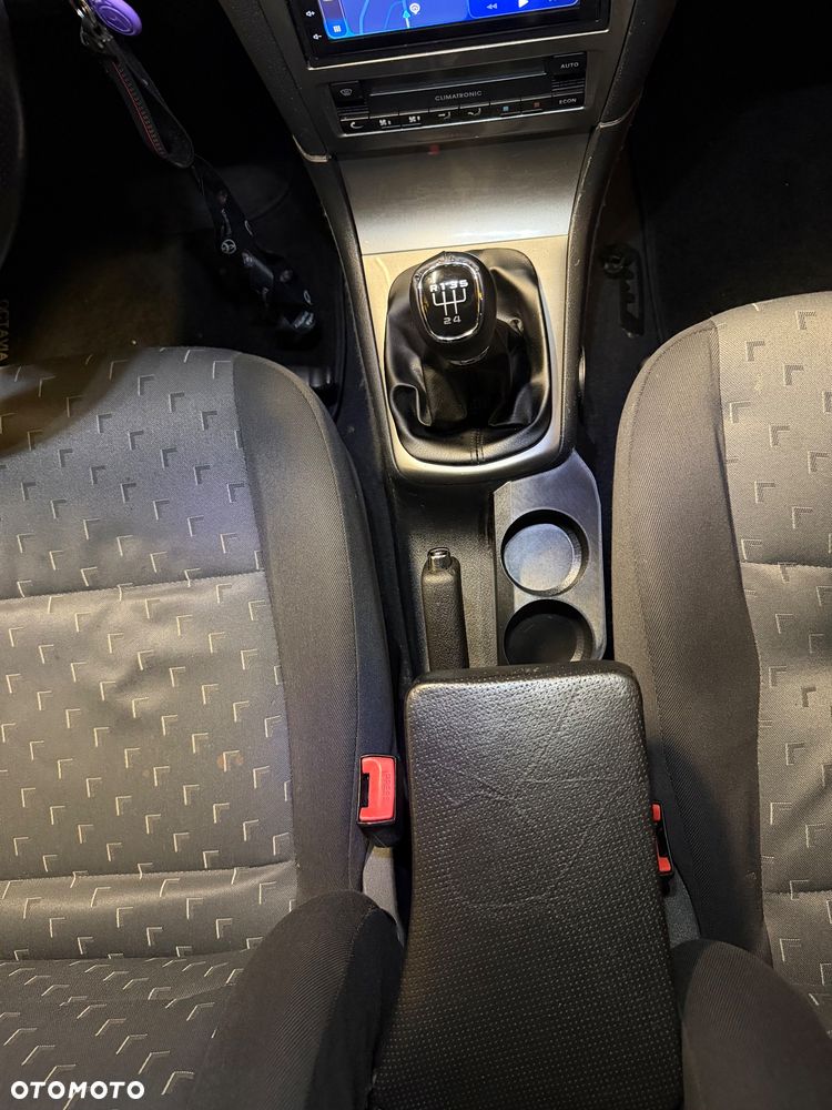 Skoda Octavia 1.9 TDI Tour - 8