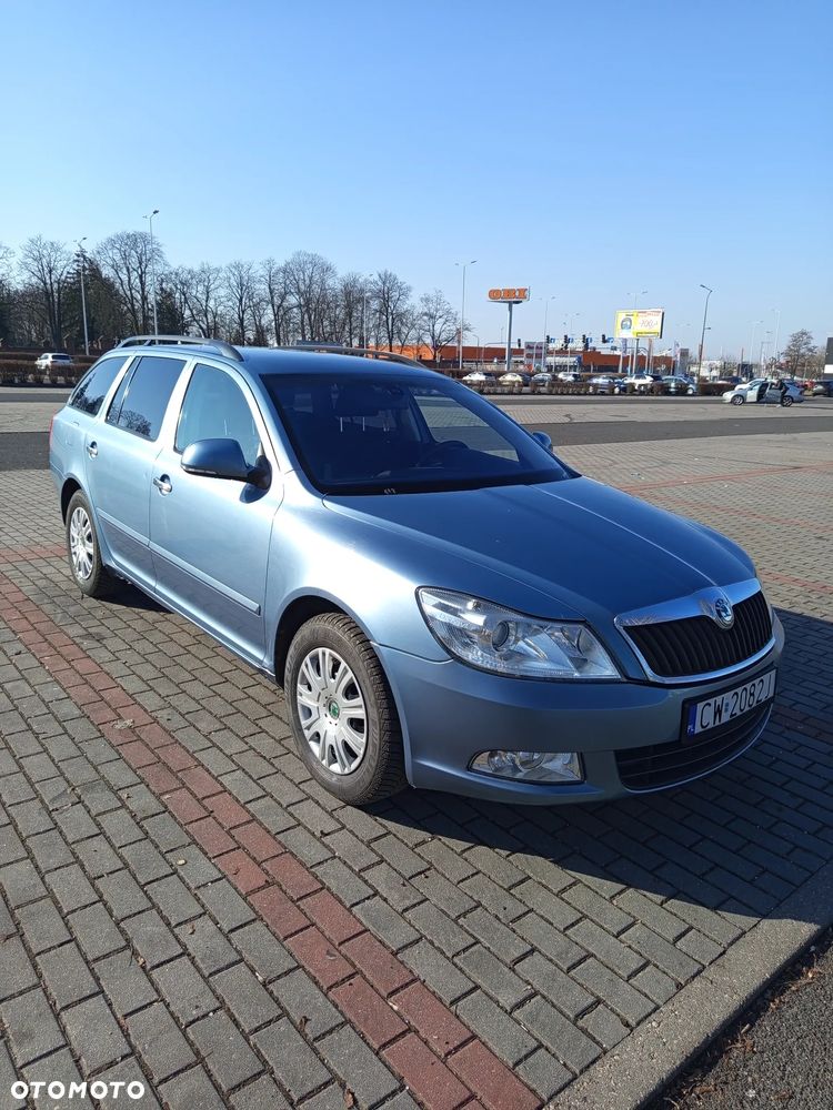 Skoda Octavia 1.6 Combi - 1