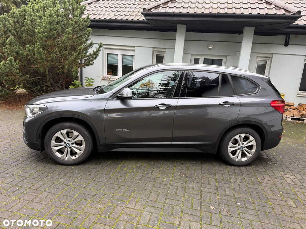 BMW X1 xDrive20d - 10