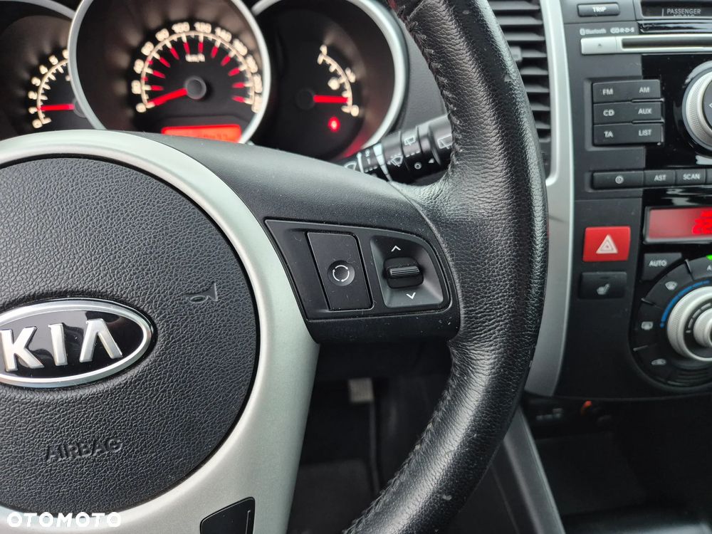 Kia Venga 1.4 CVVT Black Collection - 18