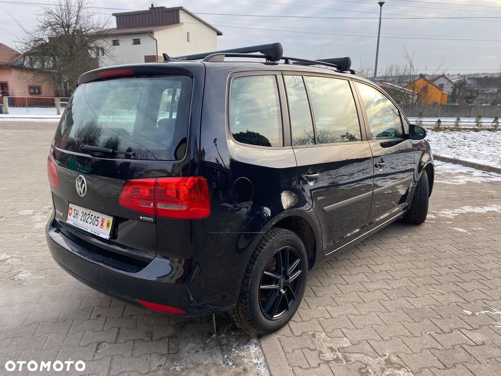 Volkswagen Touran 1.2 TSI STYLE - 3