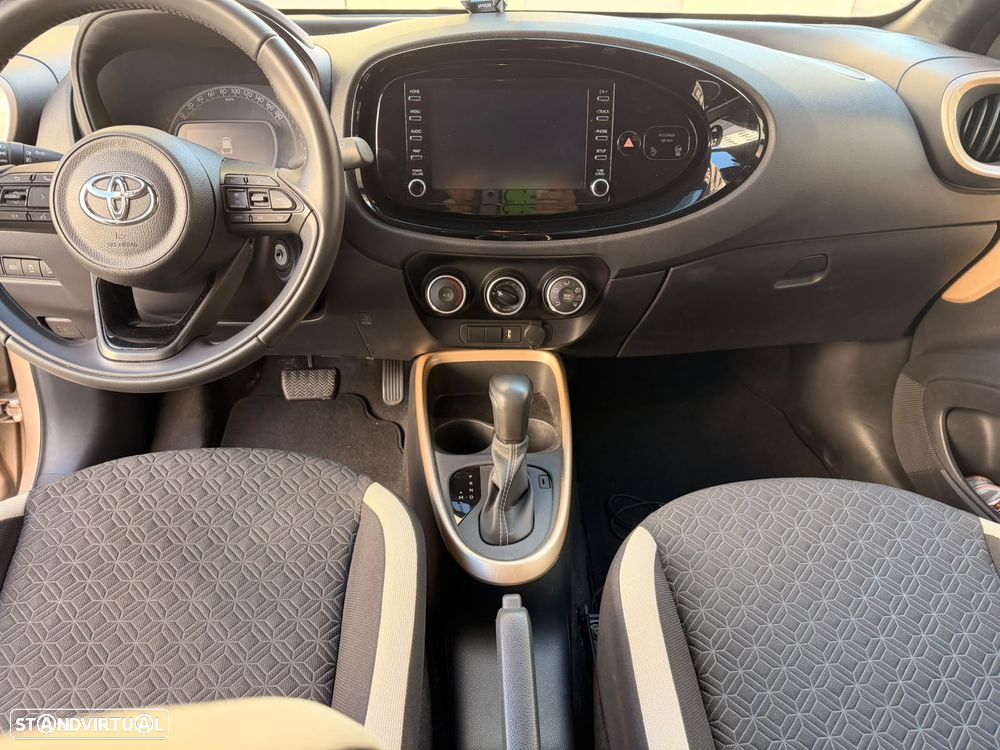 Toyota Aygo X - 10