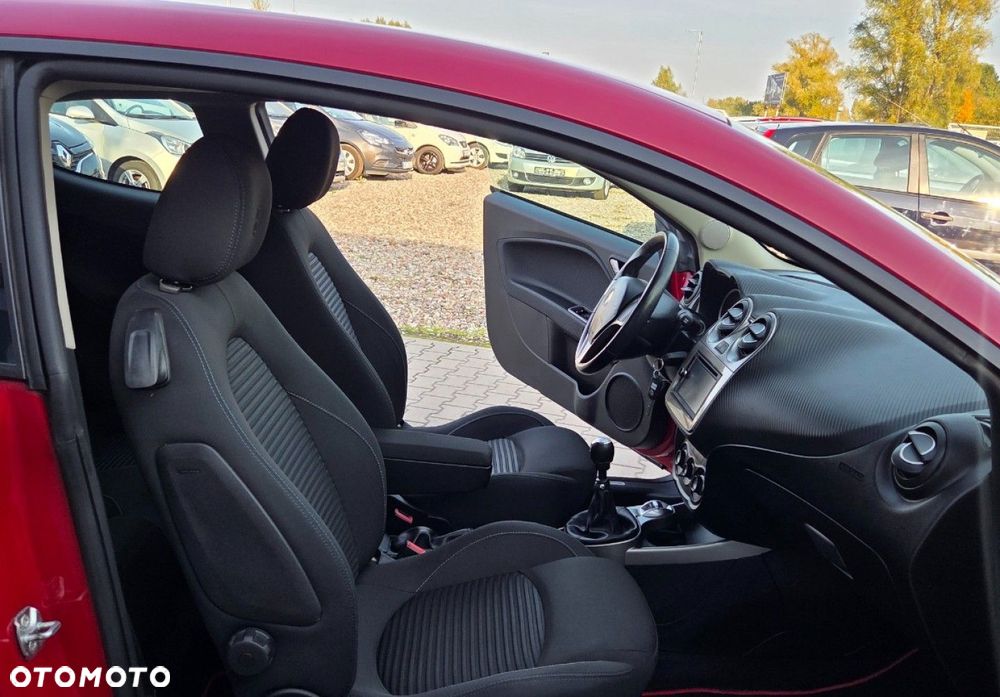 Alfa Romeo Mito - 25