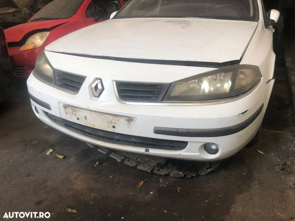 Bara fata Renault Laguna 2 facelift alb 2005 - 2