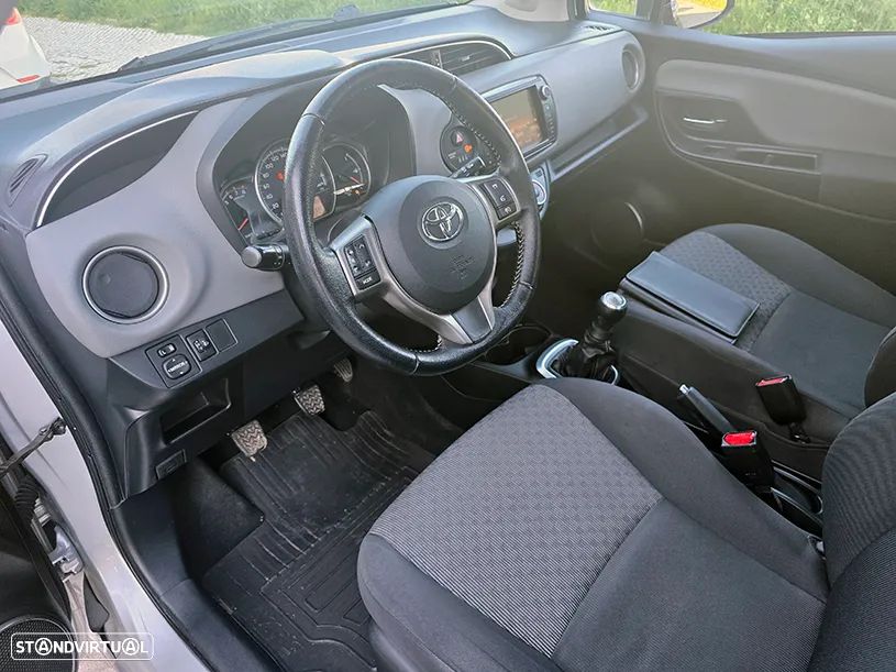 Toyota Yaris 1.0 VVT-i ACtive+AC - 10