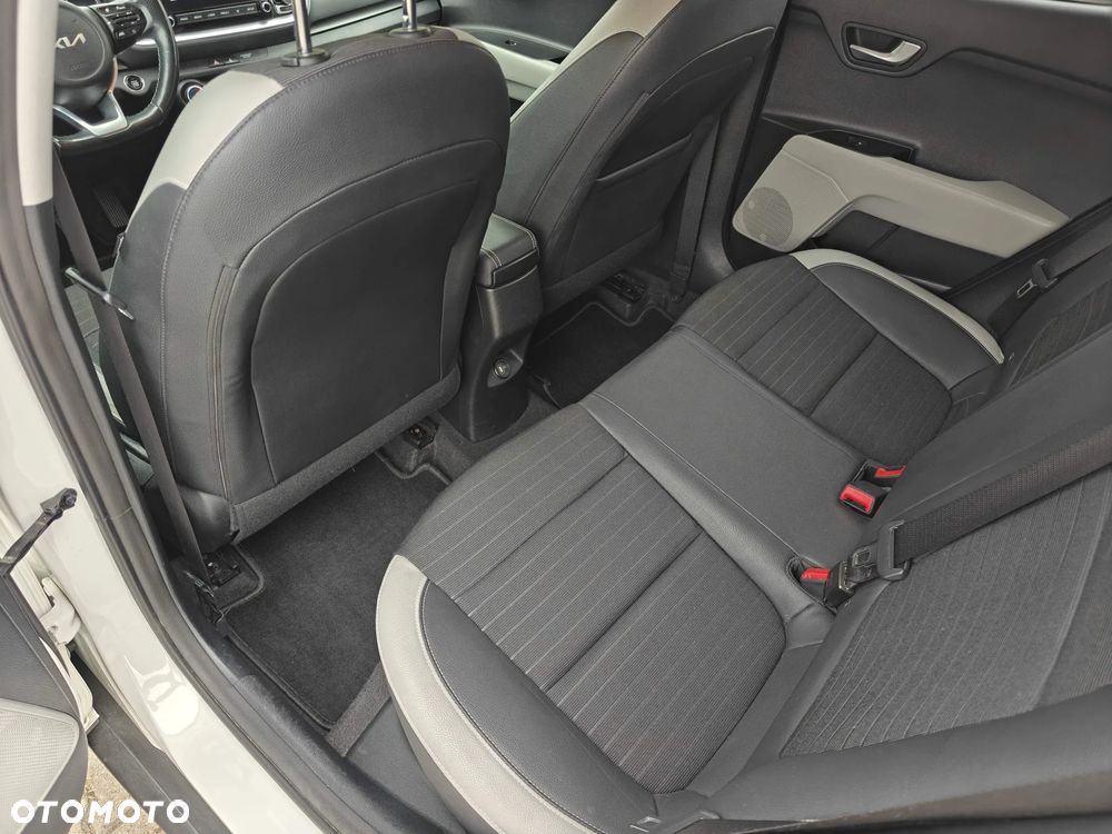 Kia Stonic 1.0 T-GDI MHEV L Business Line - 15
