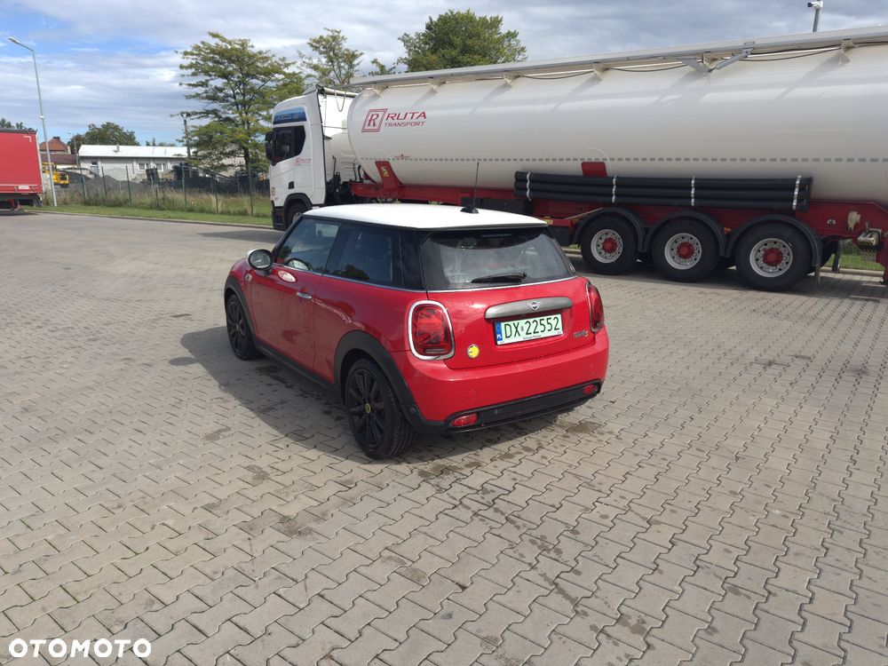 MINI Cooper SE - 9
