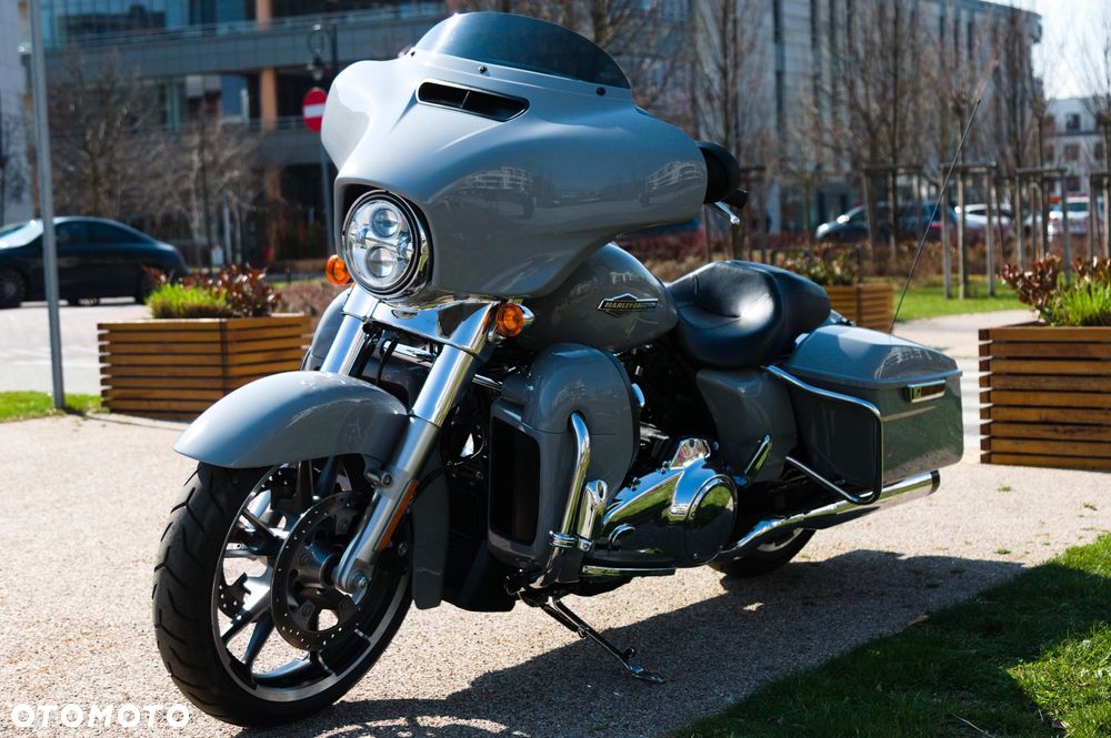 Harley-Davidson Touring Street Glide - 14