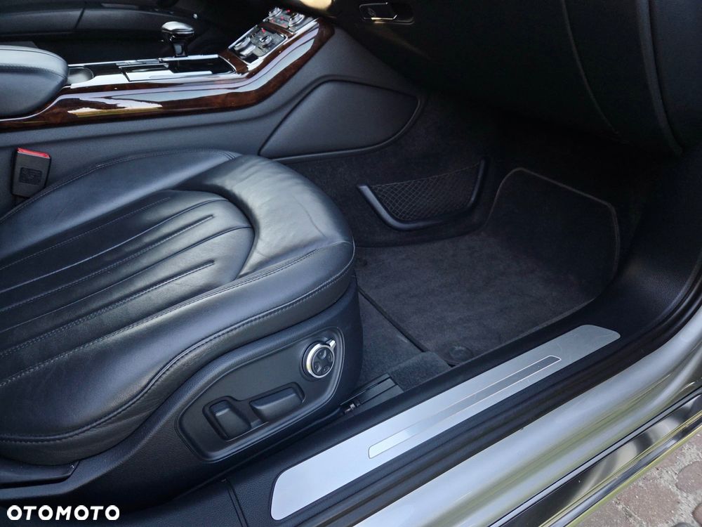 Audi A8 3.0 TDI DPF quattro tiptronic - 12