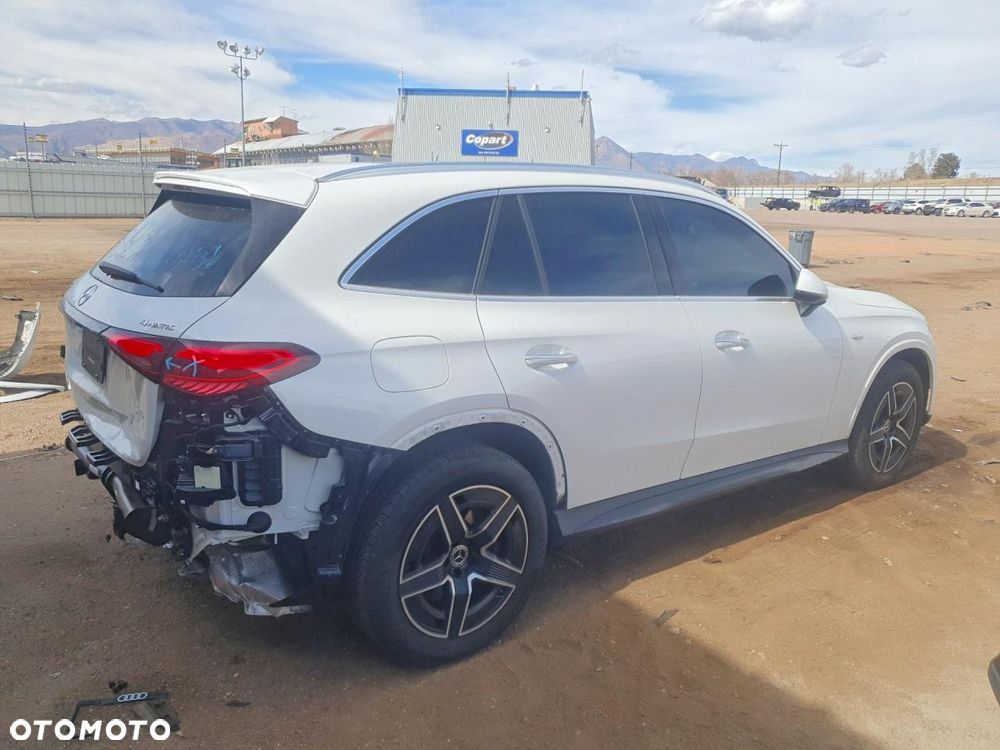 Mercedes-Benz GLC - 3